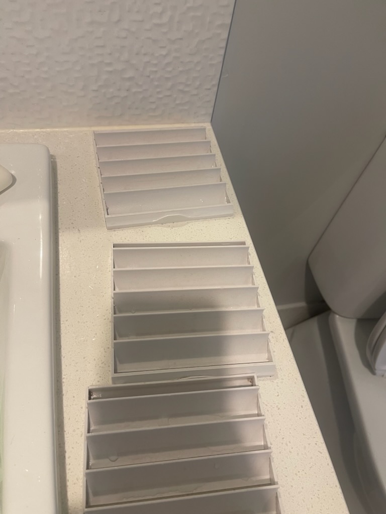 Vent covers after cleaning